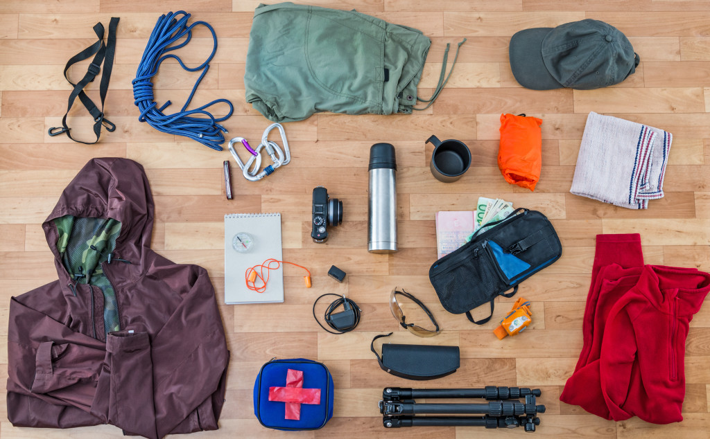 Hiking tips - travel light - travel equipment